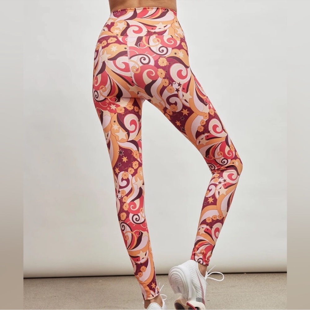 BEACH RIOT Starlight Swirl Piper Legging - Picture 6 of 9